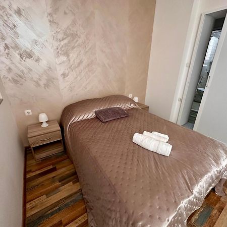 Navial 1 Hotel Gabrovo Exterior photo