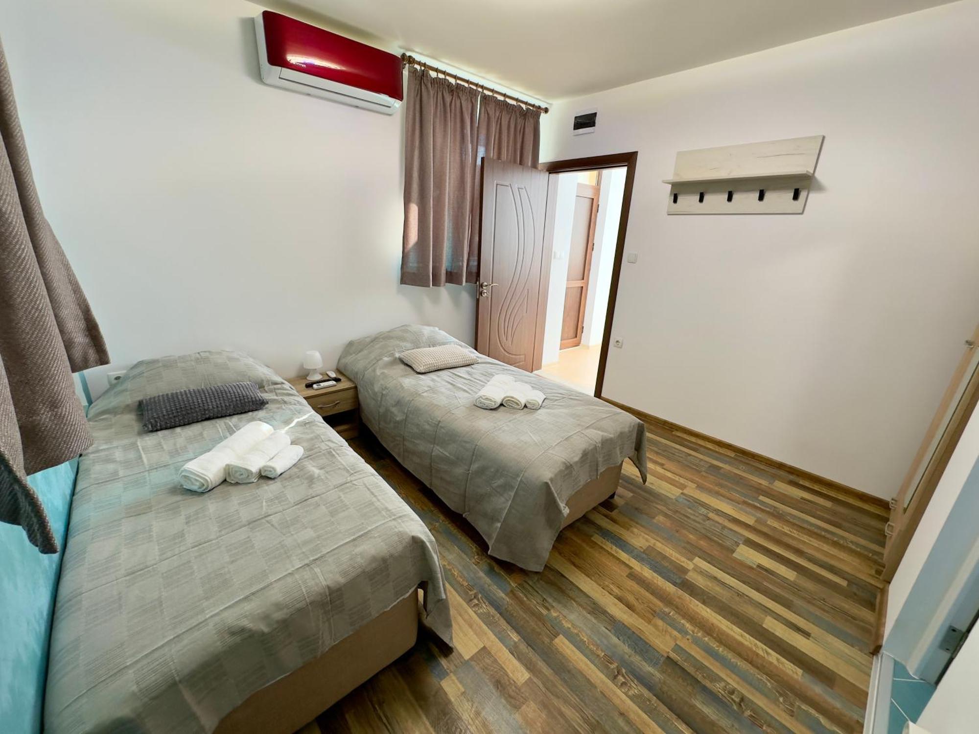 Navial 1 Hotel Gabrovo Exterior photo